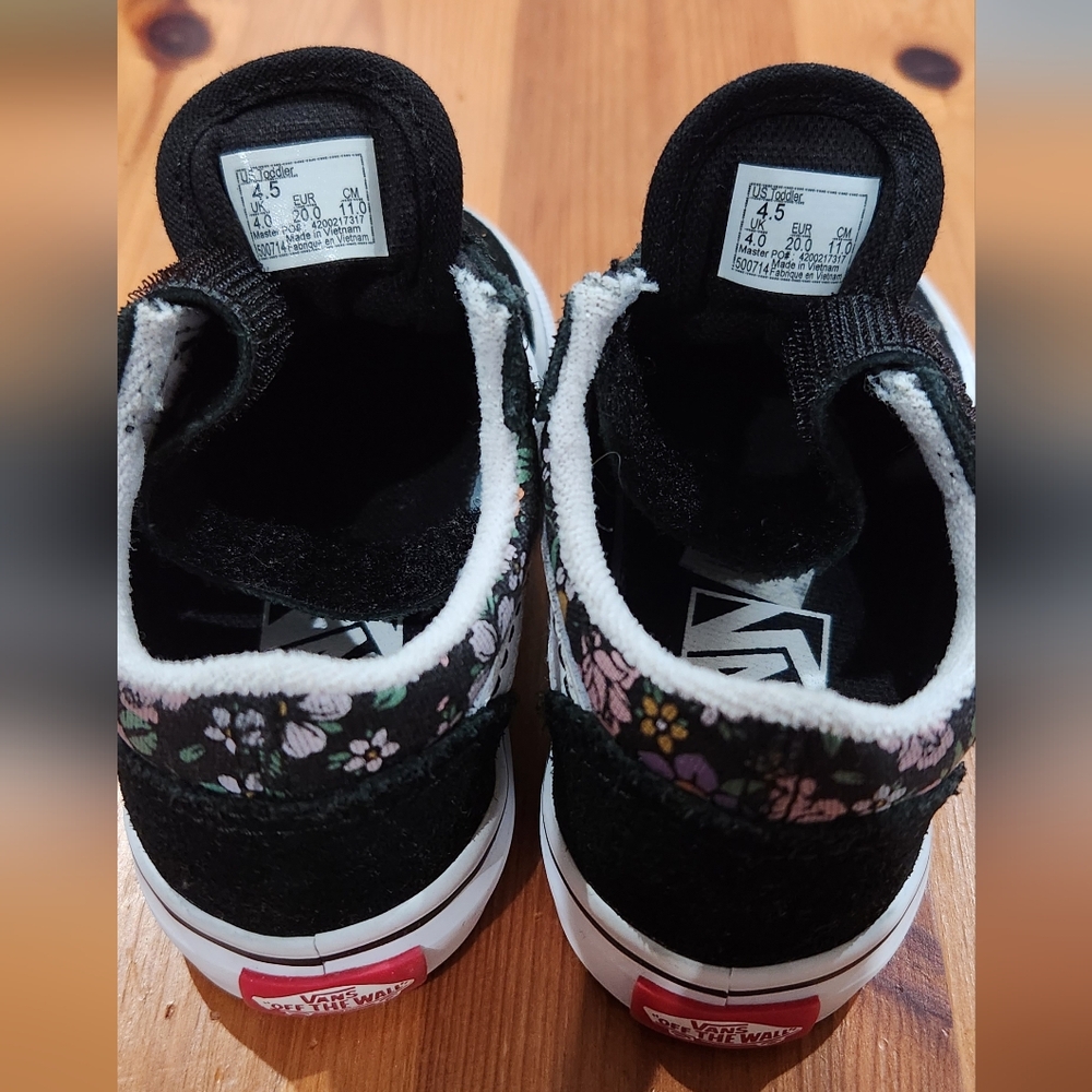 Vans Old Skool V Toddler Size 4C